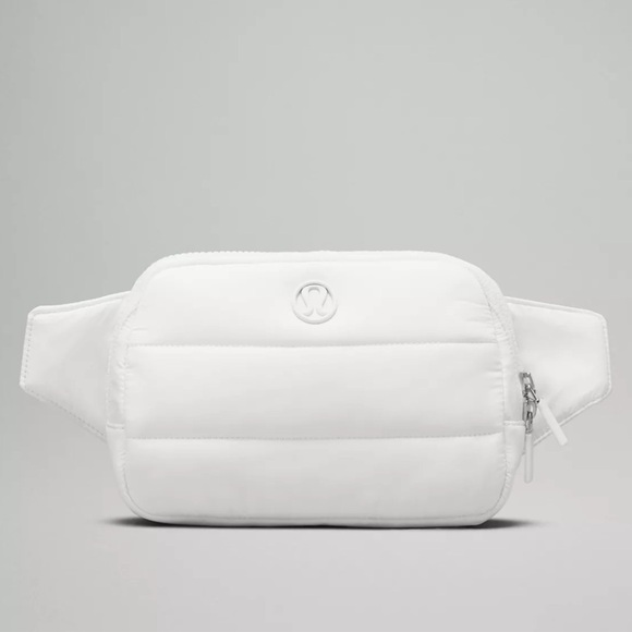 lululemon athletica Accessories - Lululemon Everywhere Belt Bag Large 2L Wunder Puff in White